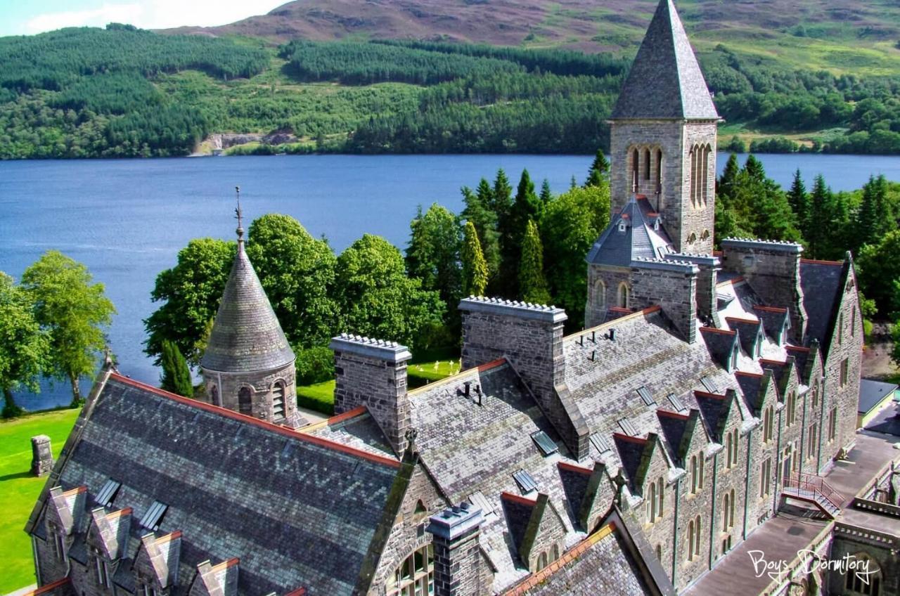Boys Dormitory Fort Augustus Extérieur photo